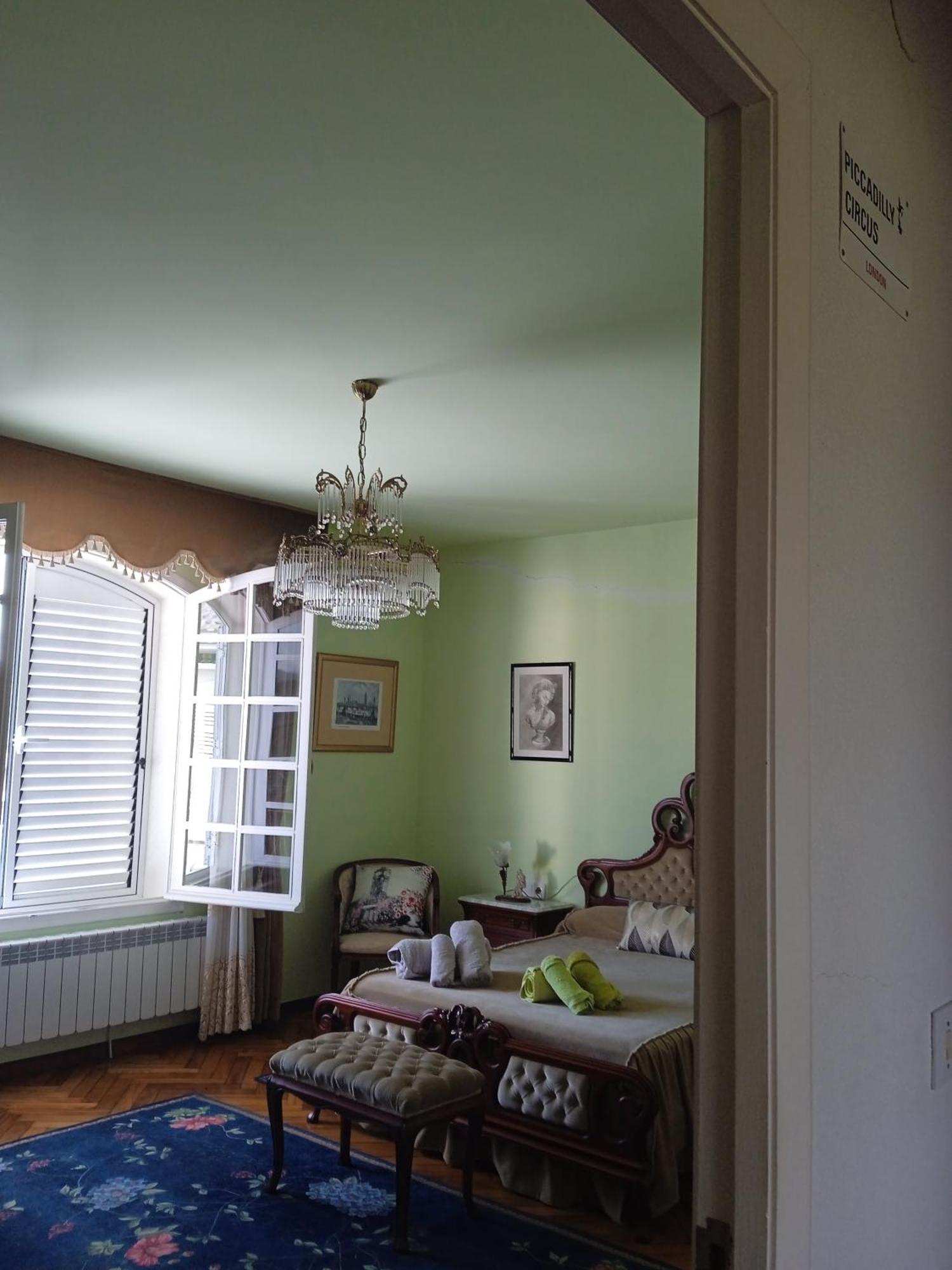 A Casa De Abelleira Ponteareas Bed & Breakfast Exterior photo