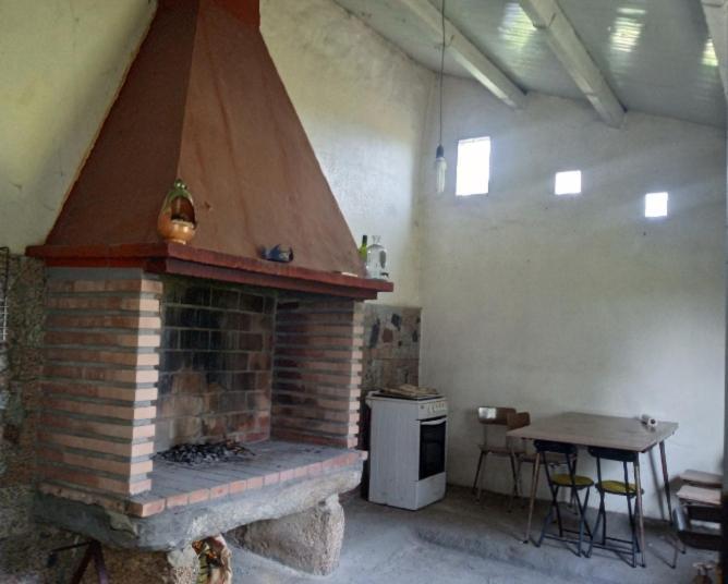 A Casa De Abelleira Ponteareas Bed & Breakfast Exterior photo