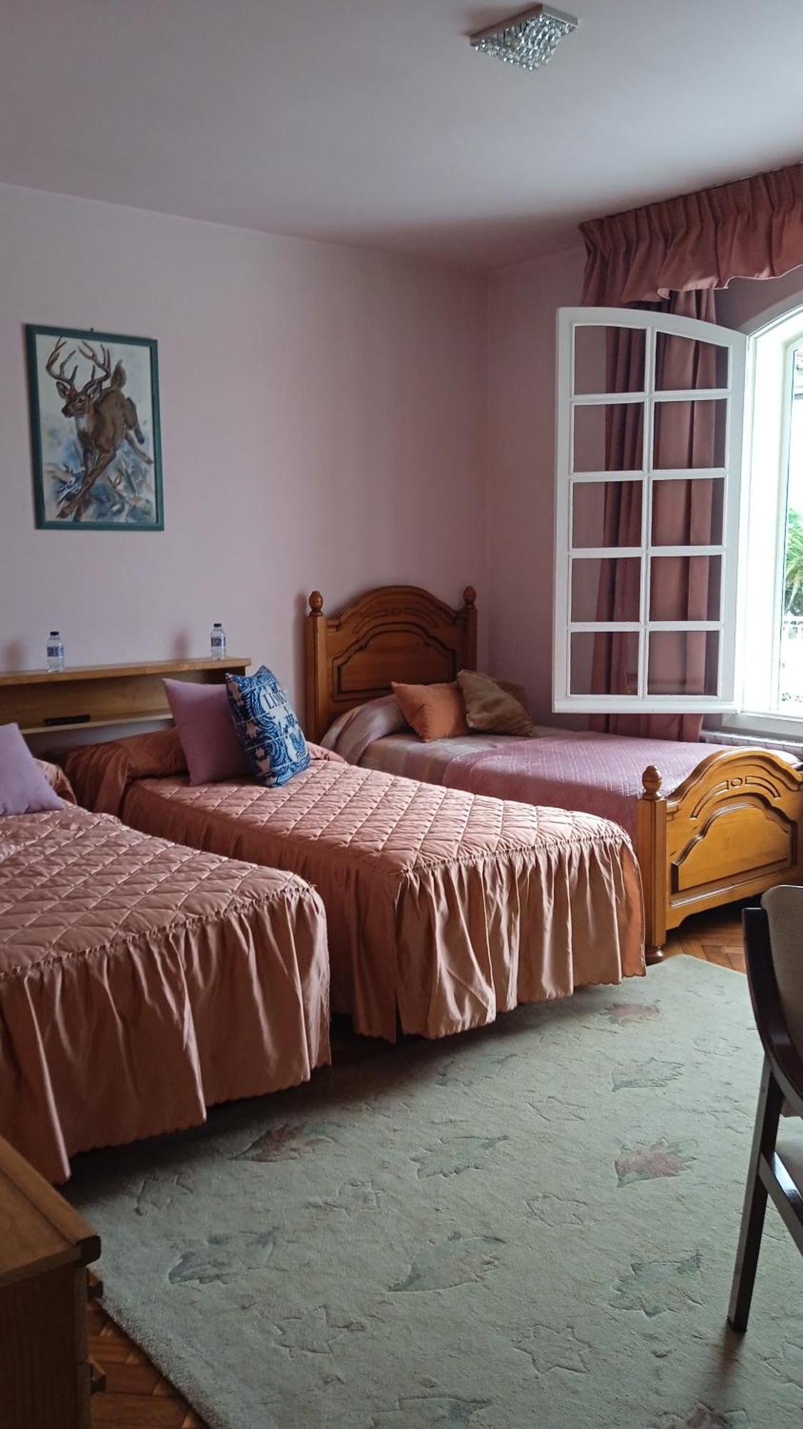 A Casa De Abelleira Ponteareas Bed & Breakfast Exterior photo